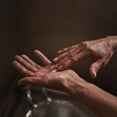 thumbnail image 4 of Bálsamo corporal Aesop Rejuvenate hidratante intensivo 480 ml vegano, 4 of 5