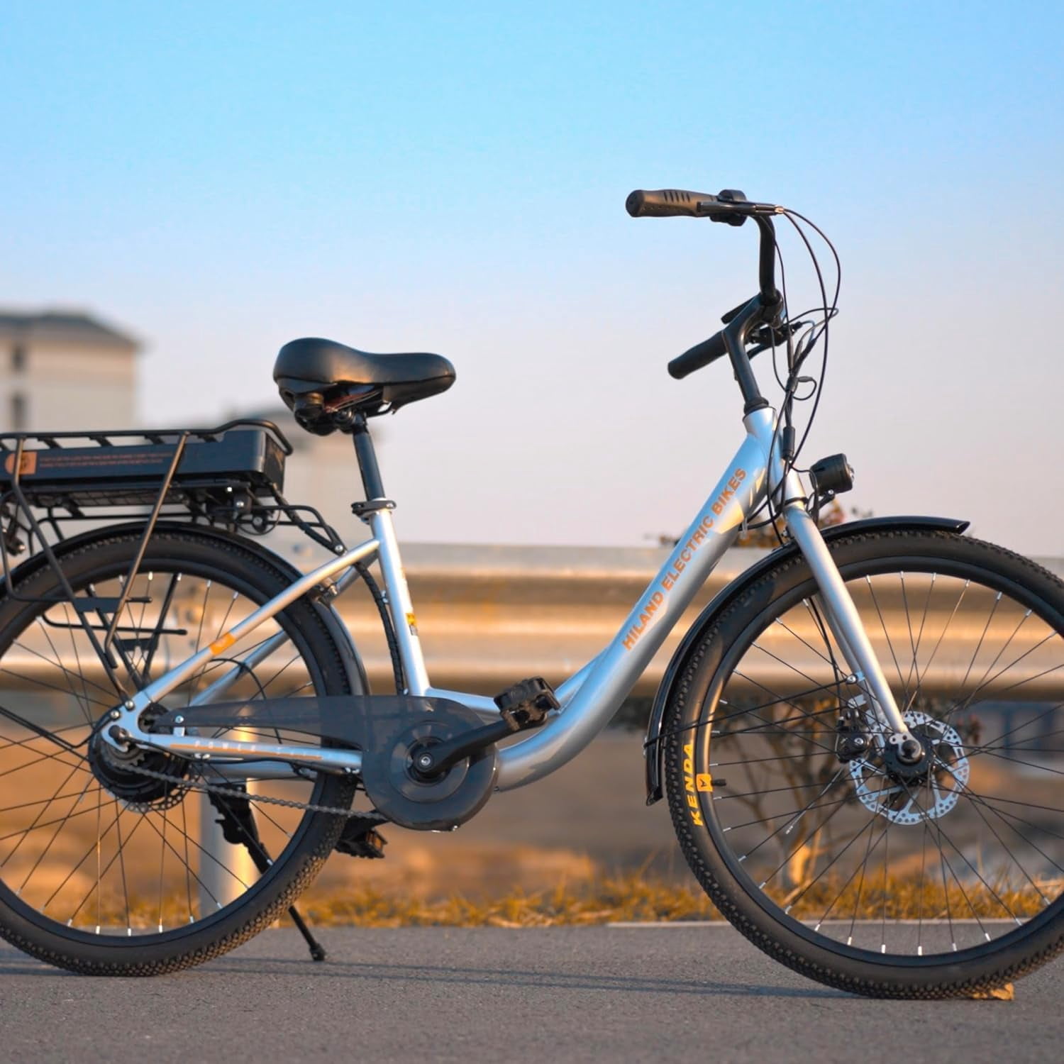 Hiland 26" Cruiser Electric Bike for Adults, 36V Removable Battery, 500W E-Bike Motor 20mph, LCD Display, Black