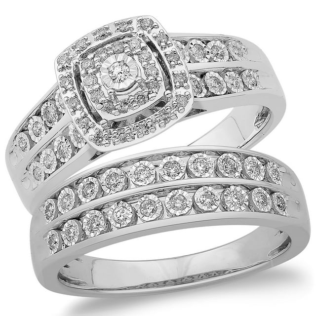 0.37 CT. T.W. Round Cut Halo Diamond Ring & Band set in 14K Gold