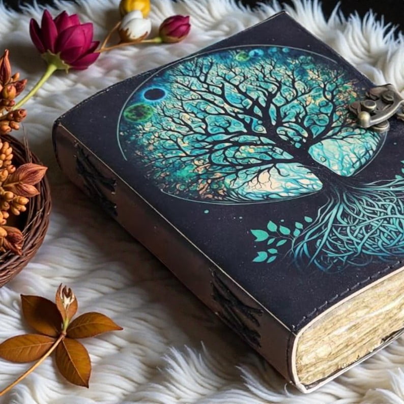 Handmade Leather Journal 5x7 Inch – Tree of Life Design, 200 Deckle-Edge Pages, Vintage Lock Closure, Rustic Writing Notebook, Sketchbook & Gift Diary