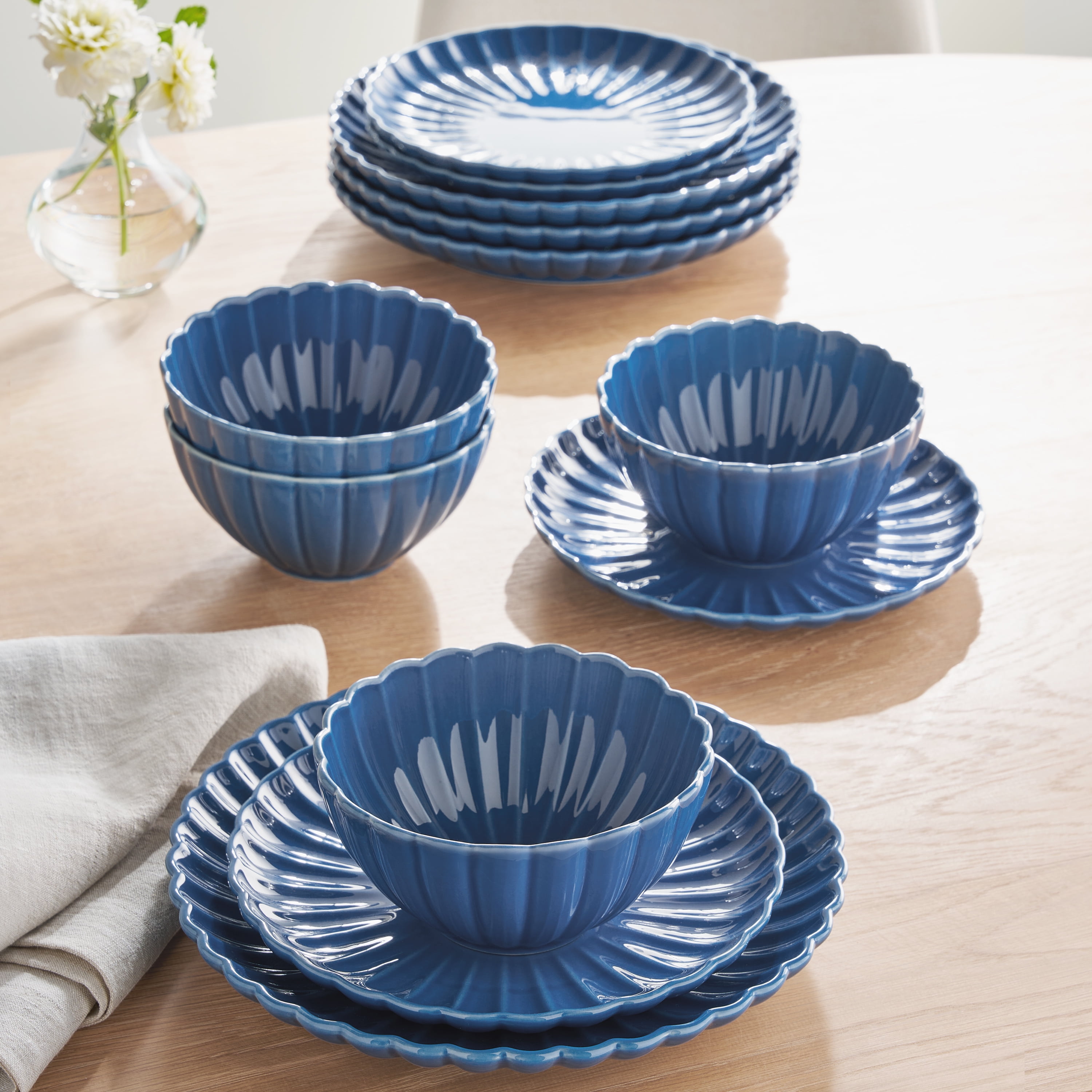 Free Shipping! The Pioneer Woman Colette 12-Piece Blue Stoneware