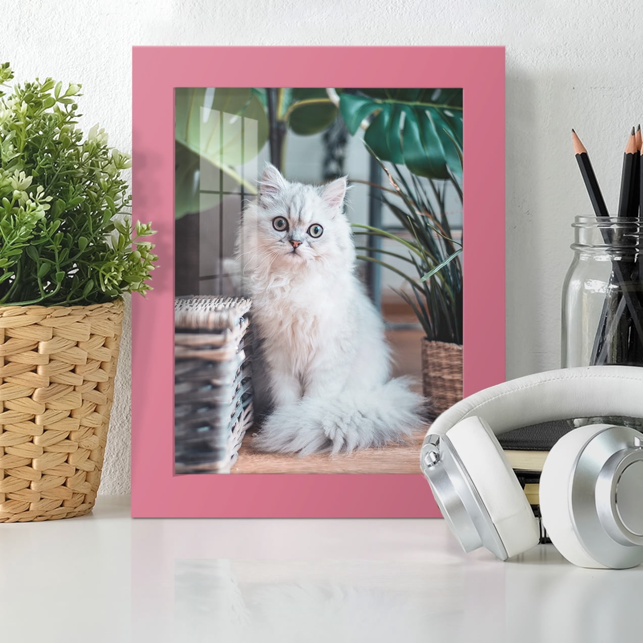Modern 6 in. x 8 in. Hot Pink Picture Frame (Set of 4)
