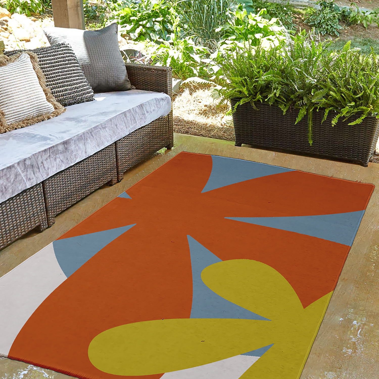 3' x 5' Simply Daisy Bold Flowers Modern & Contemporary Chenille Area Rug, Perfect Orange