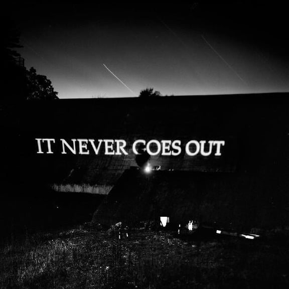 Hotelier - It Never Goes Out - Music & Performance - CD
