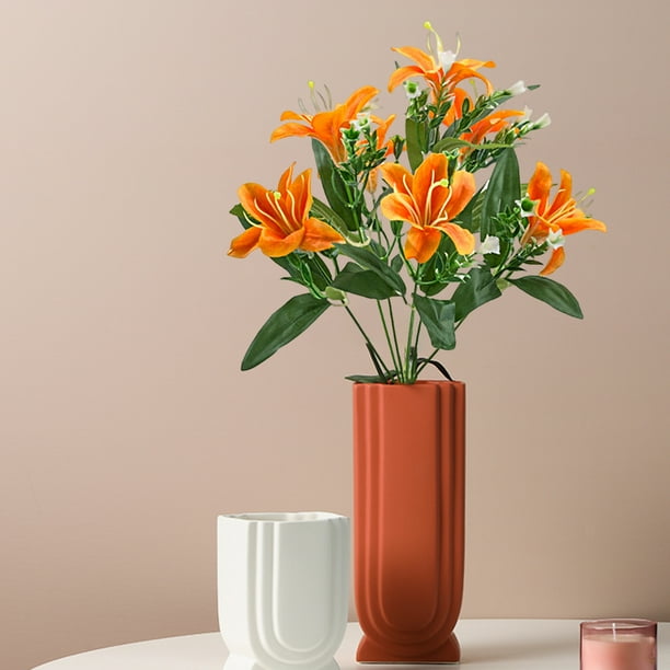 fade resistant artificial flowers