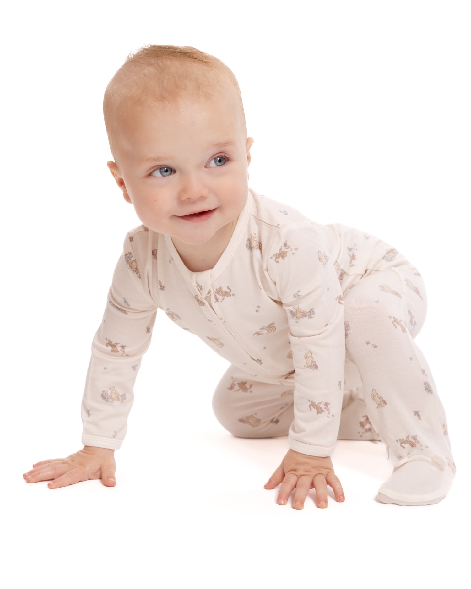 Disney Baby Wishes + Dreams Winnie the Pooh Footed Sleep N Play, Sizes Preemie-6/9 Months
