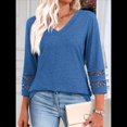 thumbnail image 4 of Blusas Elegantes e Informales de 3/4 para Mujer, Camisetas de Cuello en V A , Ropa de Verano 2025. Azul M, 4 of 7