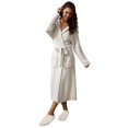 thumbnail image 1 of Bata de felpa MH MYLUNE HOME, largo hasta media pantorrilla, con capucha y bolsillos, 1 of 5