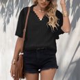 thumbnail image 3 of Camisa de manga corta de encaje Blusa de verano con manga de encaje fluida informal elegante con cuello en V de doble capa Negro L, 3 of 6