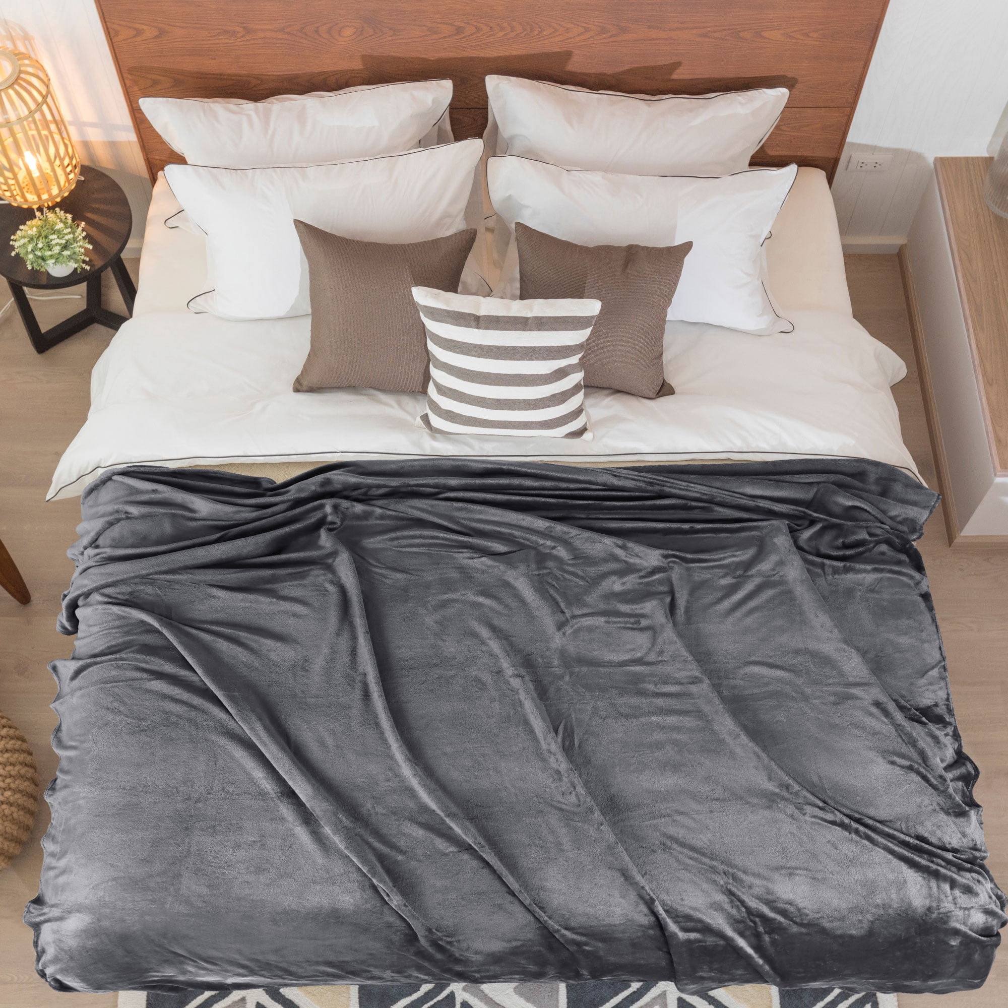 REGALWOVEN 1 Pcs Home Warm Soft Microplush Fleece Solid Throw Blanket Dark Gray 78" x 90"
