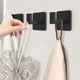 thumbnail image 1 of Gancho de Toalla Cuadrado: Gancho de Pared Autoadhesivo Negro el Baño Moderno y de Moda Está Conectado con la Cocina., 1 of 5