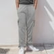 thumbnail image 2 of Pantalones de running para hombre: cintura con cordón, corte holgado, transpirables. Pantalones de poliéster con bolsillos laterales., 2 of 8