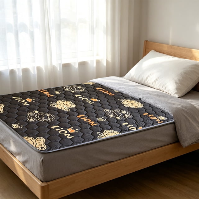 Double Sided Mattress Protector Waterproof Non Slip Fitted Bed Pad Washable Quilted Mattress Cover Breathable Dust Resistant Bed Protection Durable Bedding Pad for Home Dorm Apartment Hotel Use