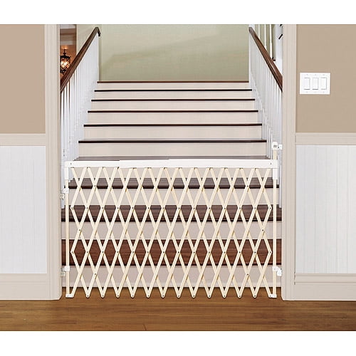 munchkin wide spaces expanding baby gate