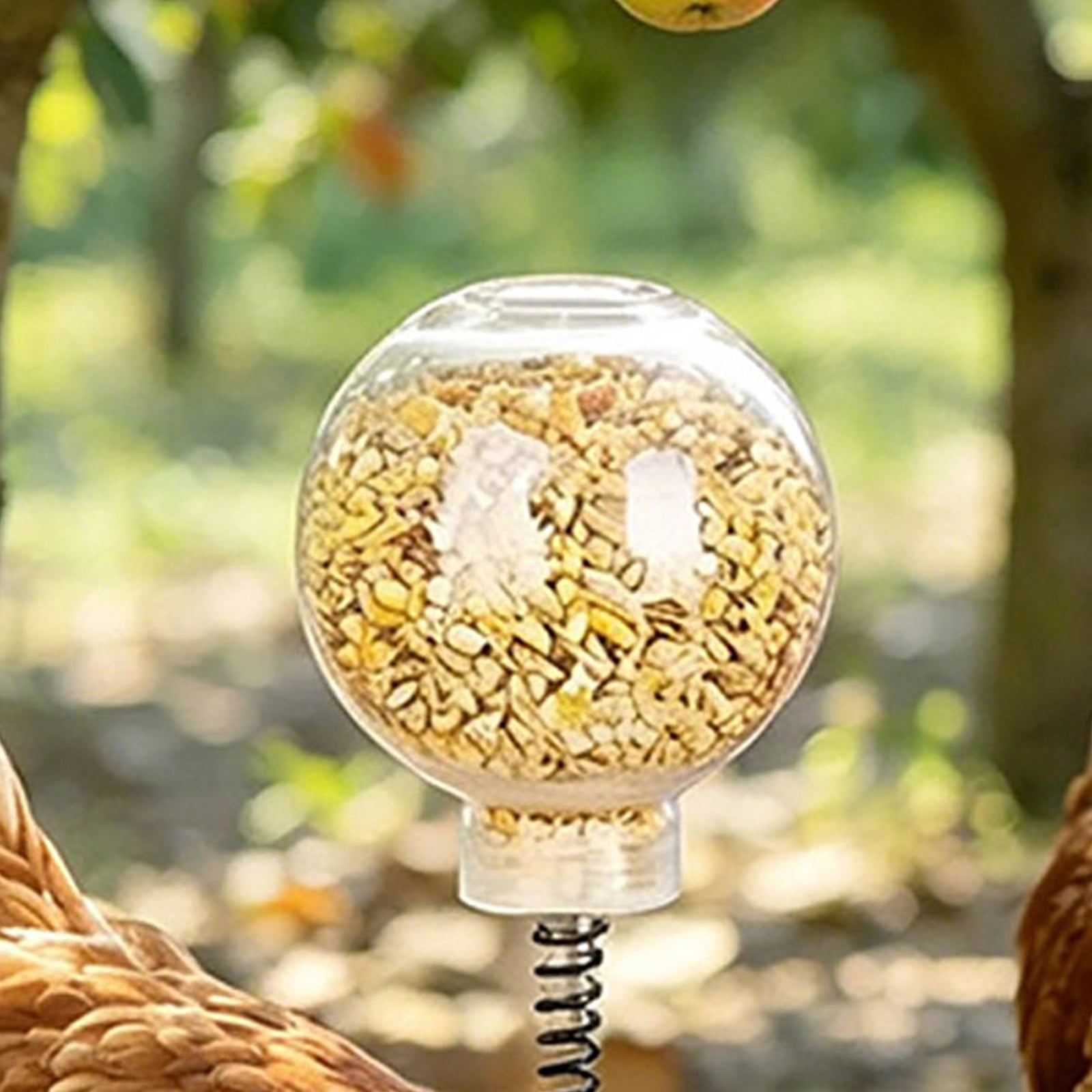 1PCS Chicken Dispenser Toy for Poultry Large Capacity Interactive Feeder Chicken Enrichment Toys, Boredom Busting Fun Maintain Your Hens Entertained