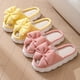 thumbnail image 4 of Pantuflas de punta abierta con piso de madera para el hogar, dulces, para las cuatro estaciones, con lazo tridimensional de color sólido y suela gruesa, 4 of 6