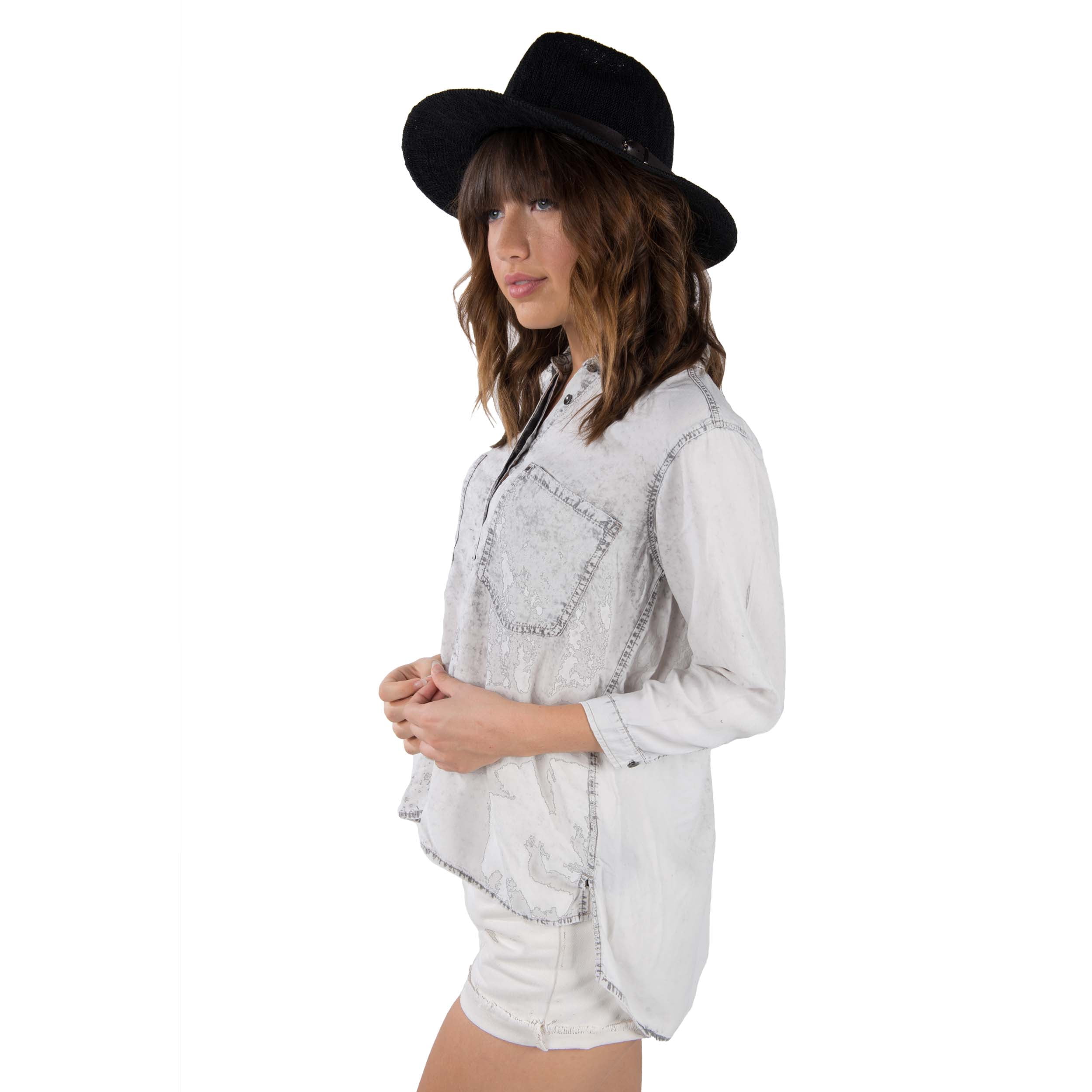 Coral Jones Women's Floppy Straw Hat and Foam Flip Flop Sandals Set US Women's Shoe Sizes 7-10
