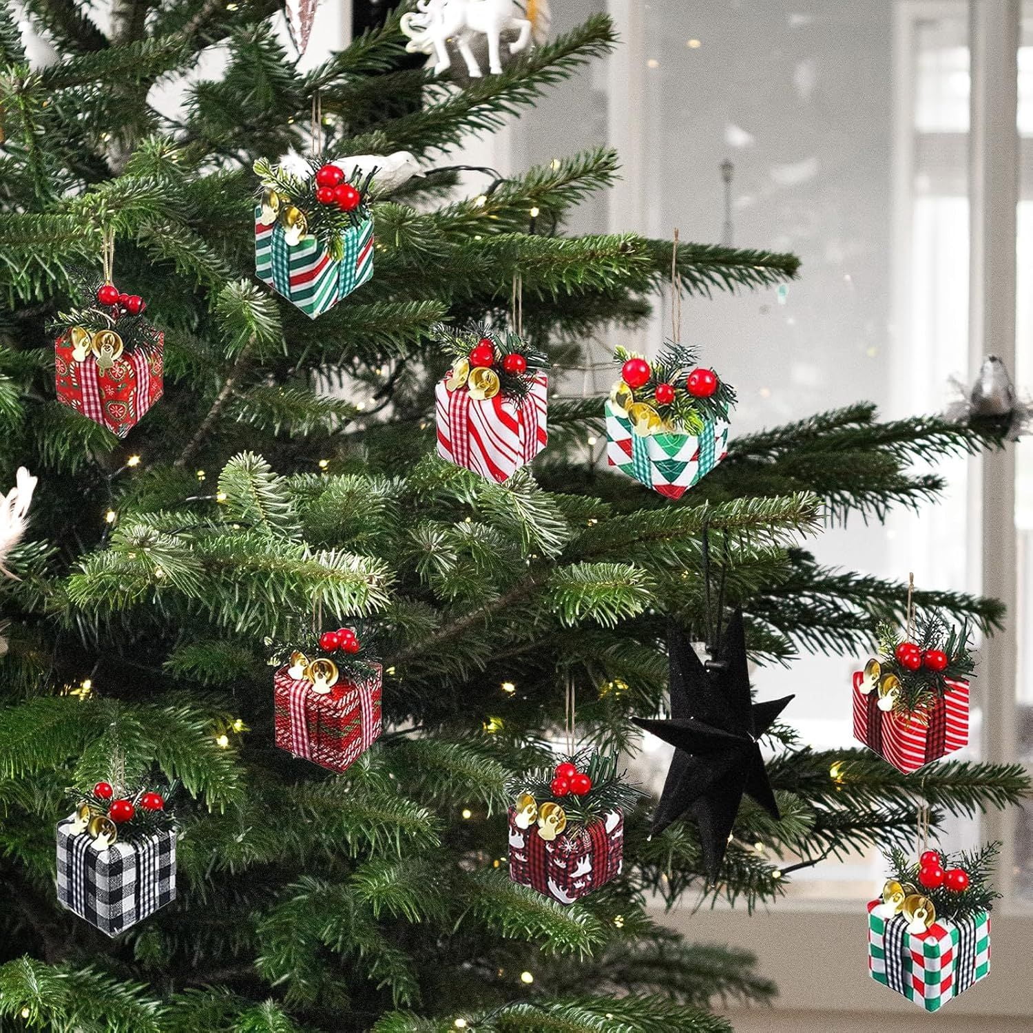 15Pcs Christmas Tree Mini Gift Boxes Christmas Tree Hanging Decorations with Bells Christmas Indoor and Outdoor Ornaments Festive Decoration