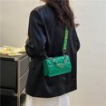 thumbnail image 3 of Bolso cuadrado pequeño estilo mujer Bolso de hombro sencillo de moda de verano Bolso de mensajero de moda casual, 3 of 6