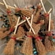 thumbnail image 3 of Mini escoba de paja de bruja para niños, adornos colgantes DIY, decoración de fiesta de Halloween, accesorios de disfraces, 6, 12, 22 piezas, 3 of 4