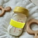 thumbnail image 5 of Fiudx Funda para Biberón, Aislamiento de Silicona de Grado Alimenticio, Diseño de Agarre Hueco, Protección Antideslizante, Funda para Biberón o Vaso de Agua, 8 Colores, Resistente Al Calor, Uso Diari, 5 of 5