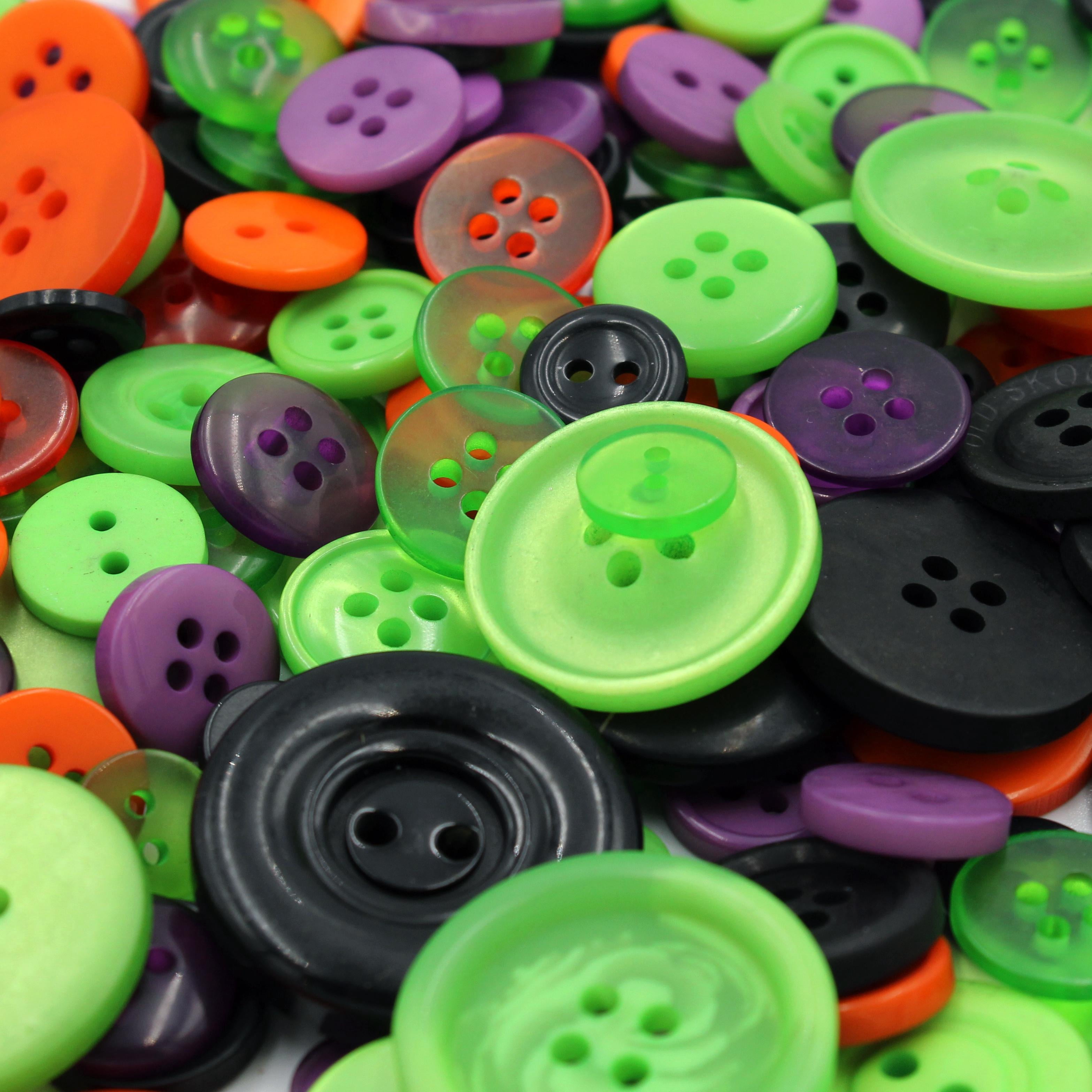 (2 pack) Gwen Studios Plastic Sewing Buttons Value Pack, 3.5 oz., Assorted Sizes, Halloween Colors