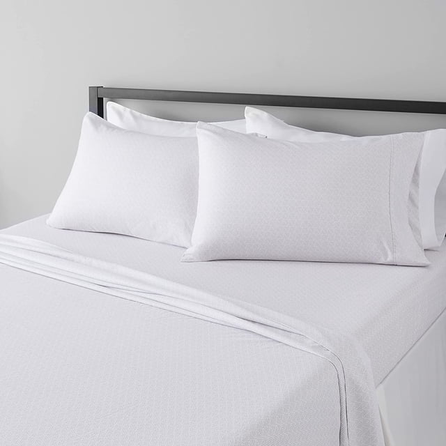 Lightweight Super Soft, Wrinkle-Free, Easy Care Microfiber 4-Piece Bed Sheet Set with 14-Inch Deep Pockets, Full, Bright White, Solid