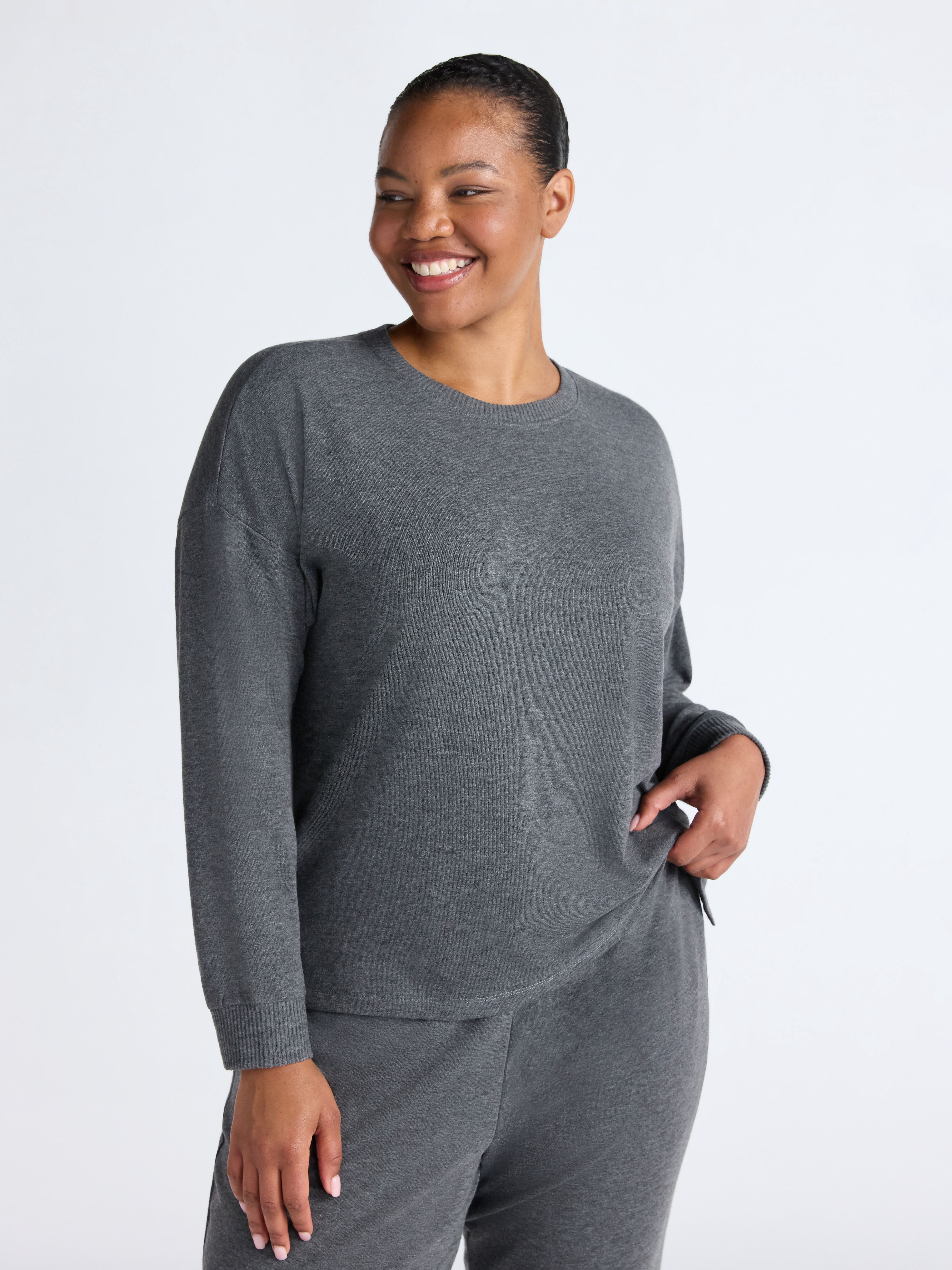 Joyspun Women's Cozy Lounge Collection Hacci Knit Sleep Top with Long Sleeves, Sizes XS-3X