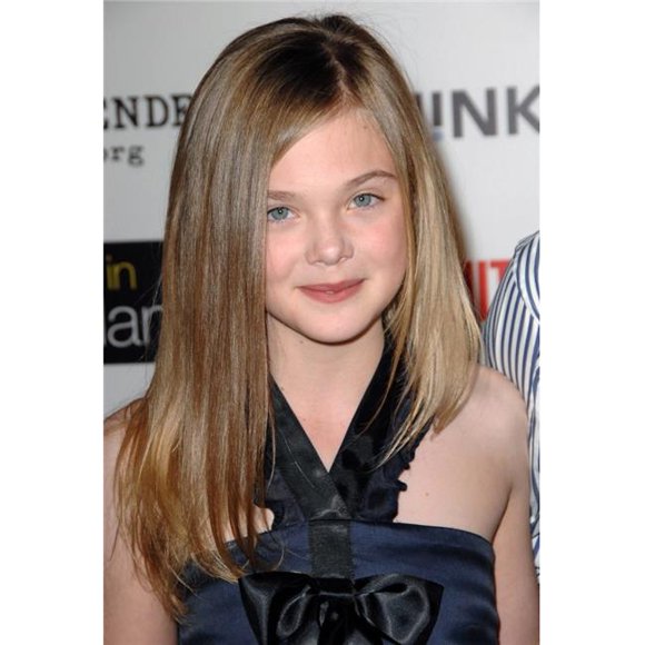 Elle Fanning At Arrivals for Film Independents Phoebe In Wonderland Special Screening Dga Theatre Beverly Hills Ca March 01 2009 Photo by Dee Cercone Photo Print, 16 x 20 - Large