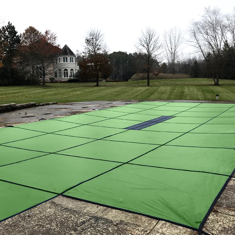 20'x40' Solid Safety Cover - Center Drain and End Step