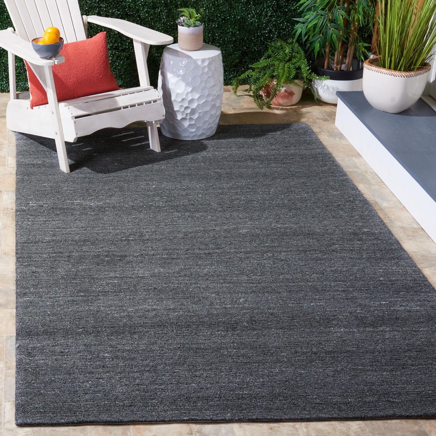 SAFAVIEH Outdoor Micro-Loop Garrett Solid Indoor/Outdoor Area Rug
