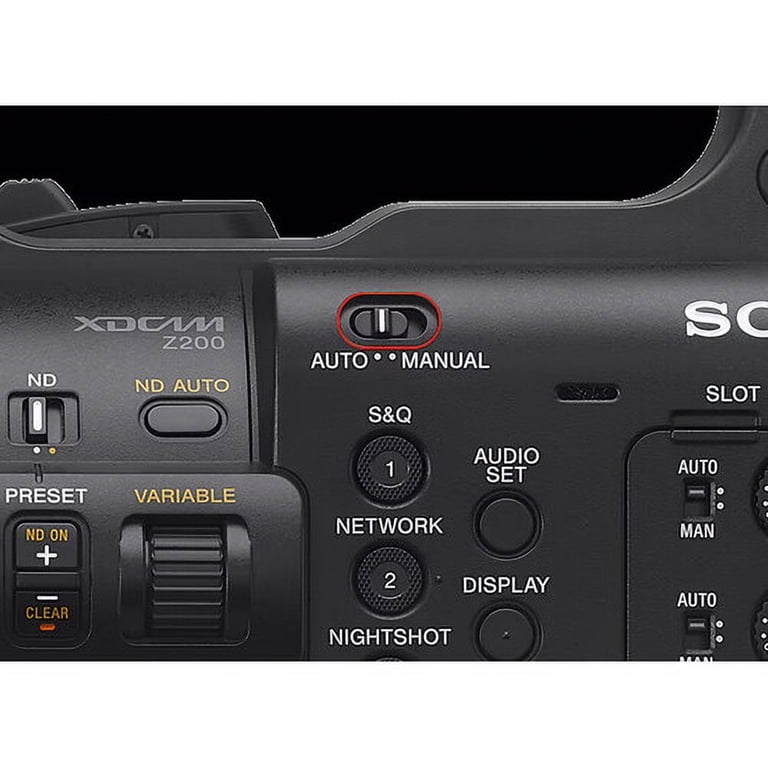 Sony PXW-Z200 4K XDCAM Camcorder with CFexpress Card + Accessory