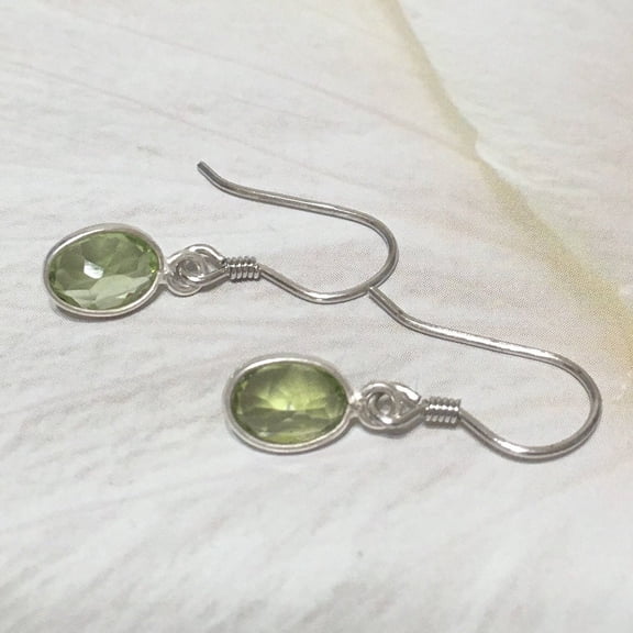 Beautiful Hawaiian Genuine Green Peridot Earring, Sterling Silver Peridot Dangle Earring, E8234 Birthday Wife Mom Valentine Gift