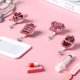 thumbnail image 5 of Carretes de insignia de enfermera, 4 unidades, soportes de insignia retráctiles con clip de cocodrilo, patrones de exfoliación de corazón rosa, lindos carretes de insignia para enfermera, médico, est, 5 of 5