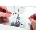 thumbnail image 3 of Máquina de coser Singer C240, Featherweight, Color Blanco Singer 230144115, 3 of 5