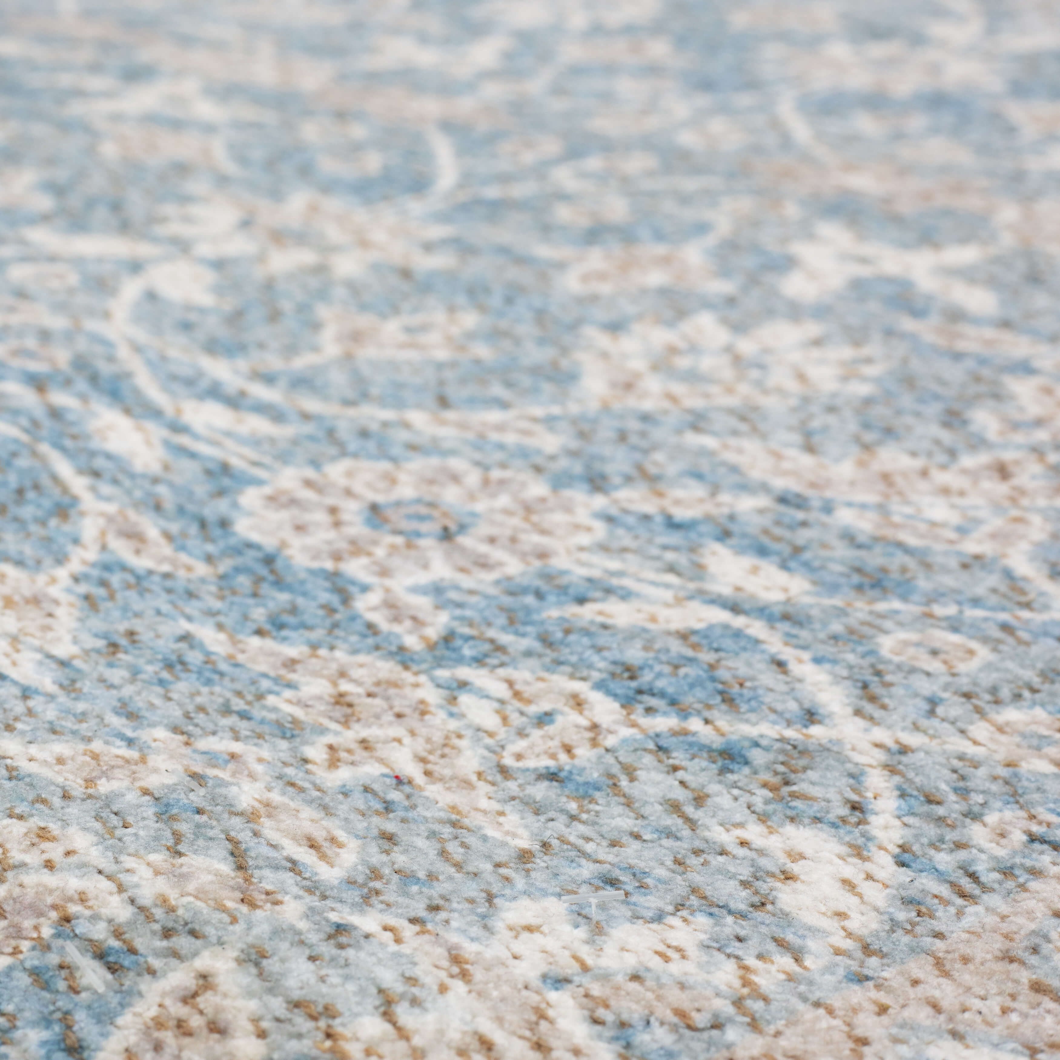Mainstays Zula Jardin Low Pile Stain/Fade Resistant Polyester Indoor Runner Rug, Blue, 2'6" x 7'