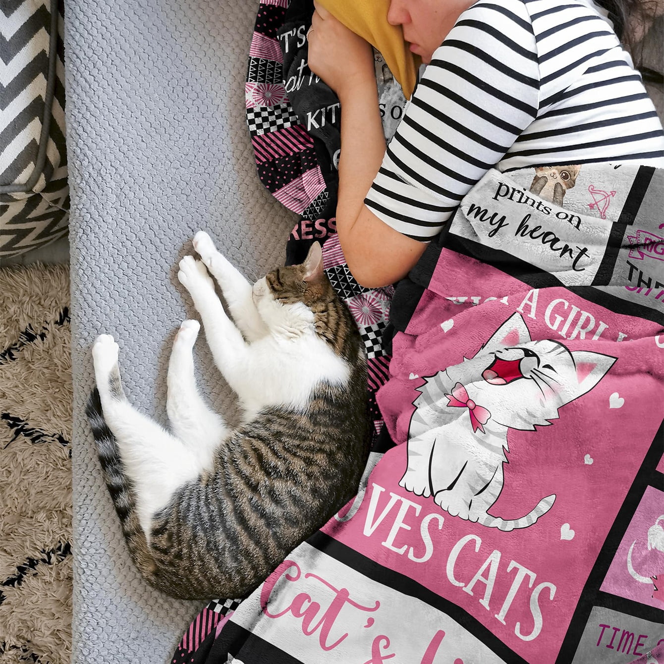 Cozy Cat Themed Flannel Throw Blanket Perfect Gift for Cat Lovers Women & Girls Soft Warm & Machine Washable Pink Striped Design