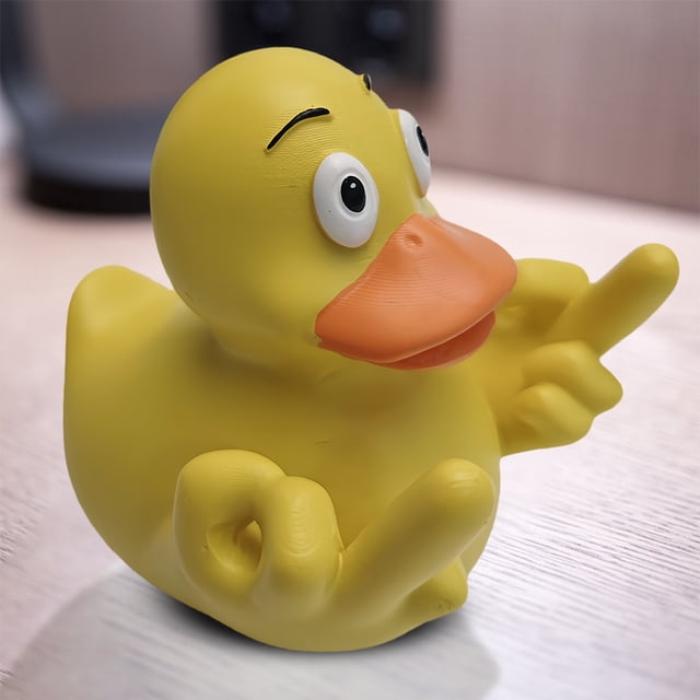 Resin Funny Funny Middle Finger Duck Figurine Mini Little Duck Ornament Sculture Funny Small Duck para sala de estar Decoración interior del automóvil