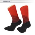 thumbnail image 4 of Calcetines de ciclismo Unique Bargains, absorbentes de sudor, antiolor, antifricción, negros y rojos, tamaño L, 1 par, diseño de bloques de color, 4 of 6