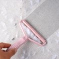 thumbnail image 4 of Injueey Eliminador de pelusas Plástico Metal Ropa Tela Cepillo Manual Portátil Rodillo para eliminar el cabello, Rosa Suministros de limpieza para el hogar Rosado, 4 of 6