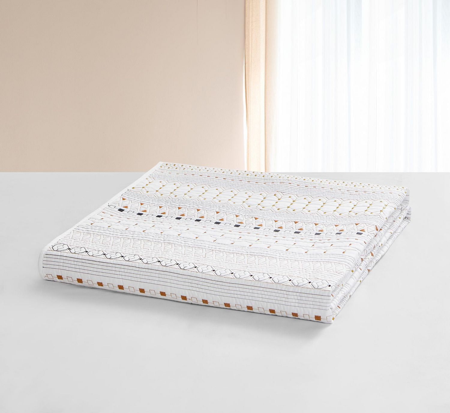 Delmeza 3 Piece Quilt and Sham Set