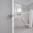thumbnail image 5 of Juego de manija de entrada en cromo pulido, cerradura de puerta con diseño de tulipán para puertas interiores con llave, ideal para habitaciones que requieren seguridad adicional, 5 of 5