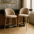 thumbnail image 2 of Silla Alta Terciopelo Beige con Patas Doradas - Banco para Barra Moderno y Elegante Silla Alta para Cocina, Bar y Comedor, 2 of 8