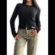 thumbnail image 2 of Suéter Tipo Cárdigan de Cuello Redondo Ajustado para Mujer, con Botones y Prenda Básica de Punto Negro L, 2 of 10