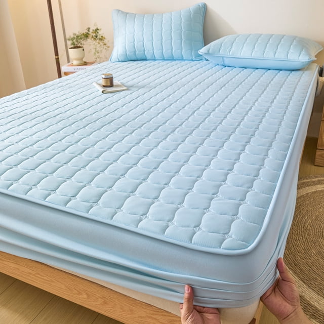 Linnome Quilted Waterproof Bed Cover Mattress Protector Cooling Ice Silk Summer Sheet for Home Machine Washable 59.06x78.74 Inch
