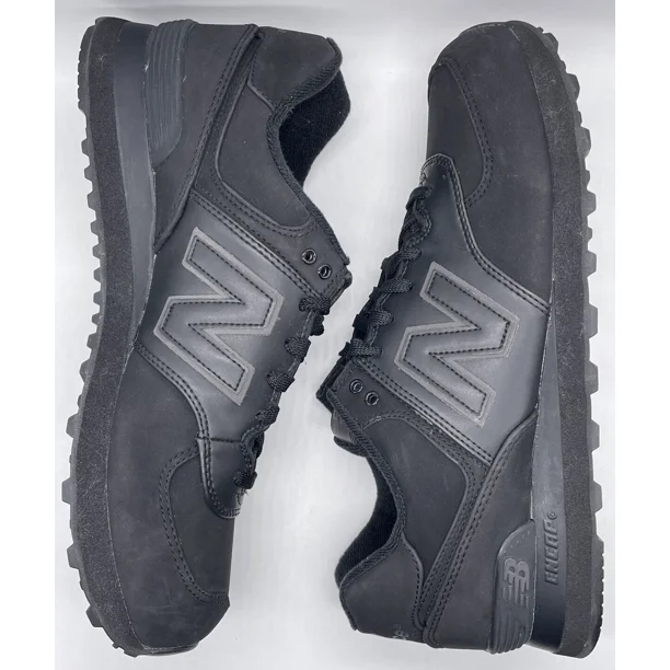 New Balance 574 Black ML574CHD Size 10.5 D NWOB Lifestyle Classic Running