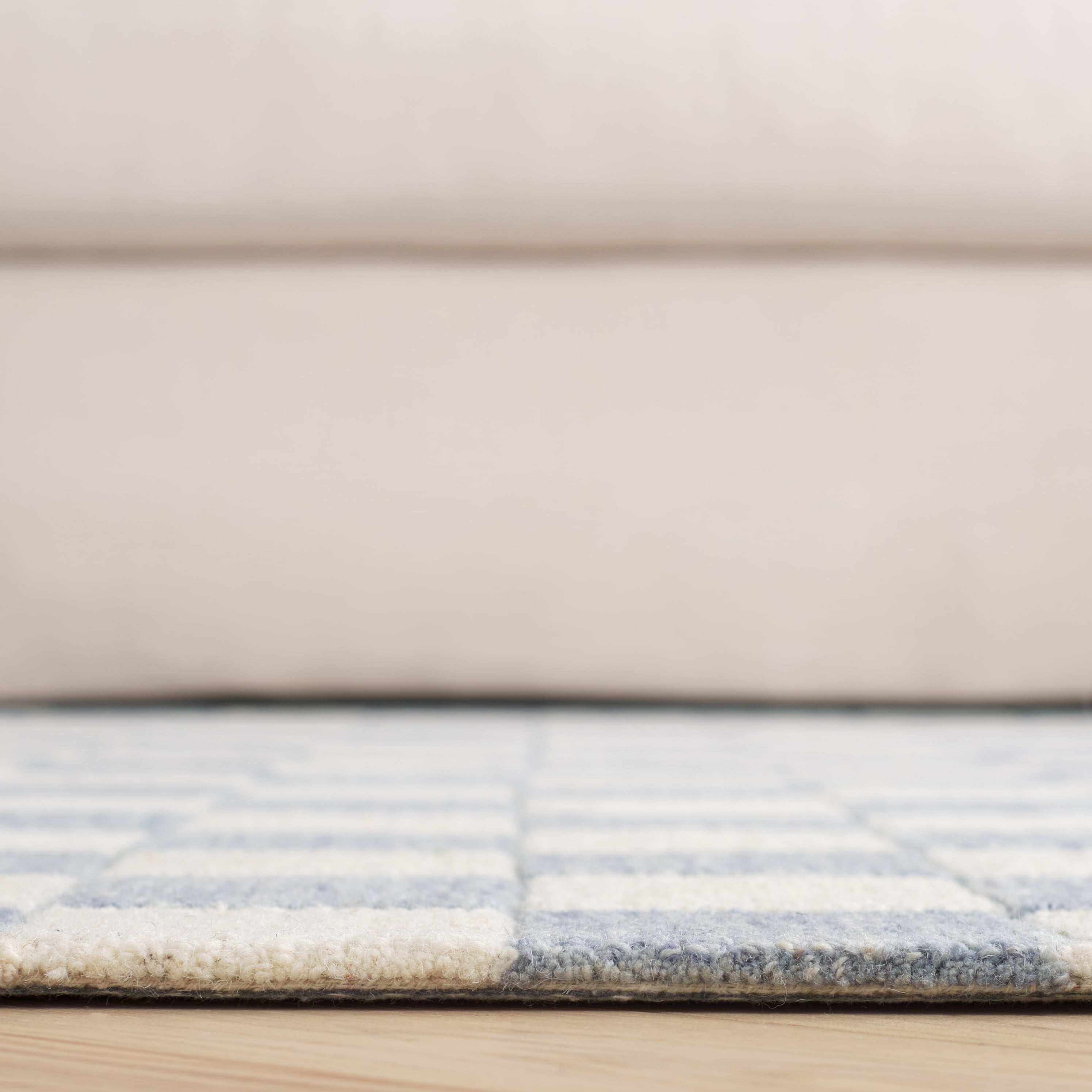 SAFAVIEH Martha Stewart Chelsea Checkered Area Rug, Light Blue/Ivory, 5' x 8'