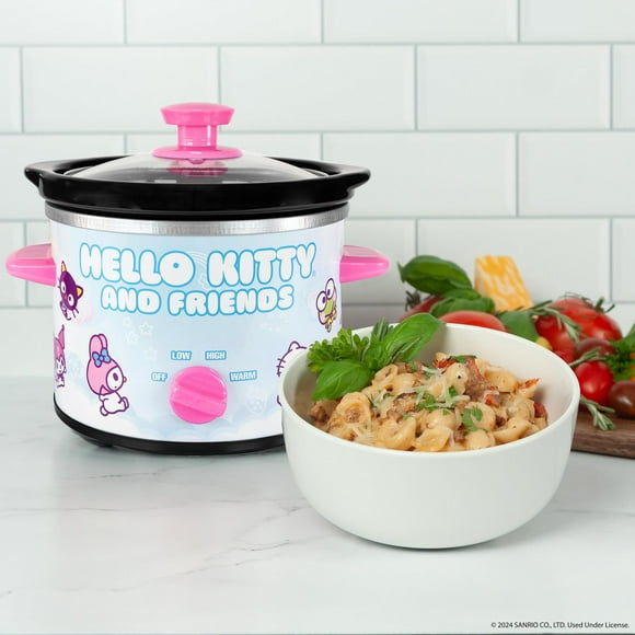 Uncanny Brands Hello Kitty et Amis Mijoteuse 2qt - Cuisinez avec Hello Kitty
