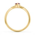 thumbnail image 4 of Bague en Forme de Cœur avec Accents d'Épaule - Rubis (Juillet), 4 of 4