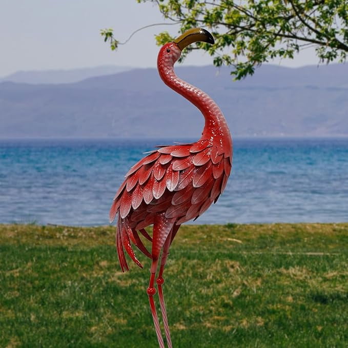 34 Inch Flamingo Garden Decor, Metal Bird Statue Yard Decor, Large Flamingo Outdoor Statues for Patio, Lawn, Backyard, Porch, Garden Sculpture & Statue, Red